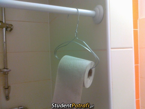 Papier toaletowy i akademik –  